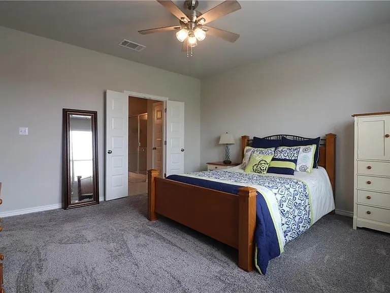 5413 Vanner Path — Photo 12