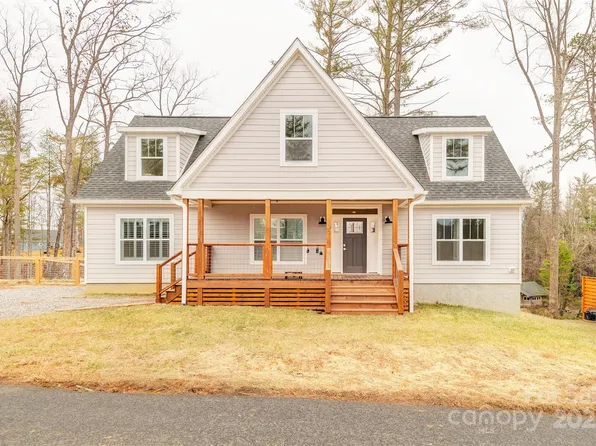 127 Cascade Ridge Rd, Fairview, NC 28730