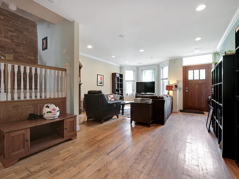 3415 Brown St NW — Photo 2