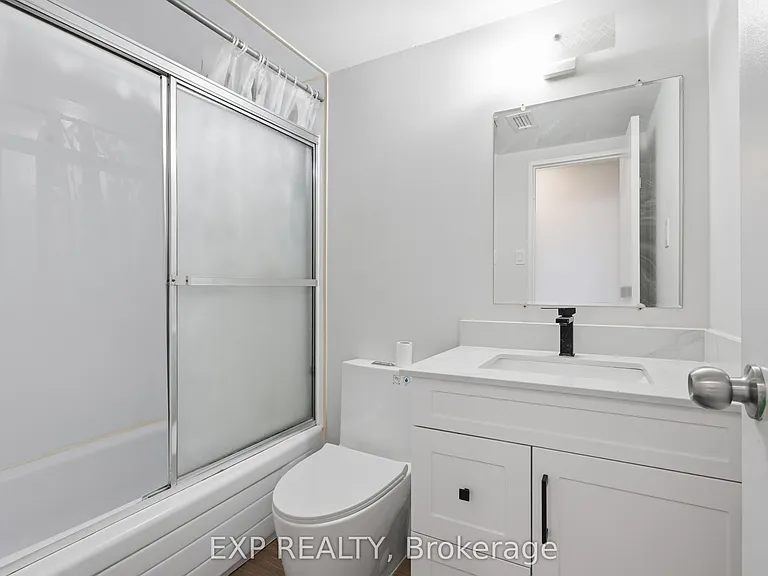 975 Warwick Ct #1005 — Photo 11