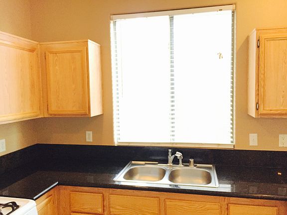 4th image of 9670 Villa Lorena Ave