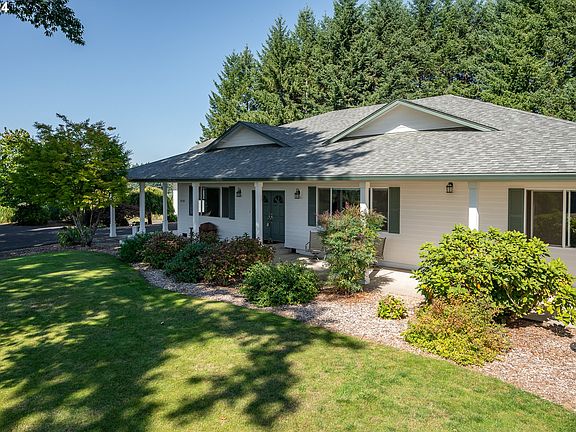 4th image of 8710 NE 139th St