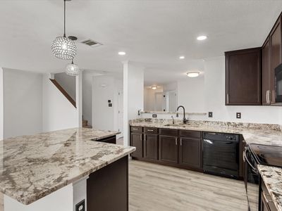 1306 Kiwi Ct, Grand Prairie, TX, 75051