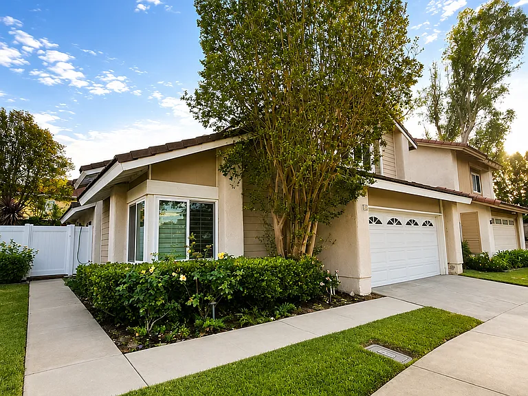 25 Campanero E — Photo 11