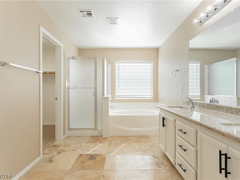 11705 Grotta Azzurra Ave — Photo 24