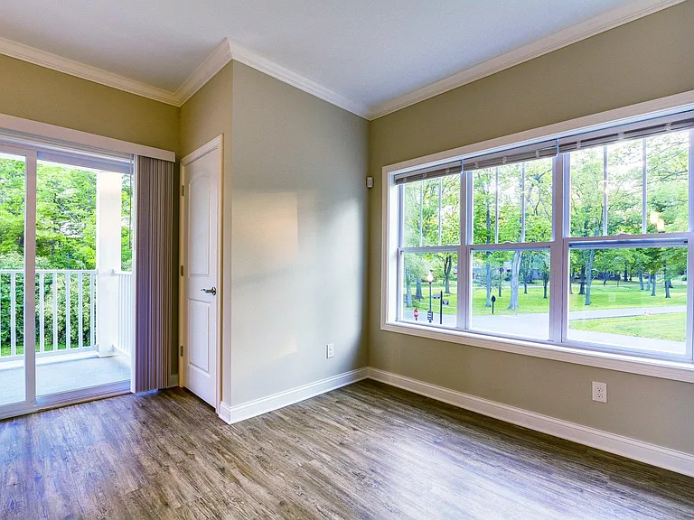 7410 Southpark Pl #203 — Photo 15
