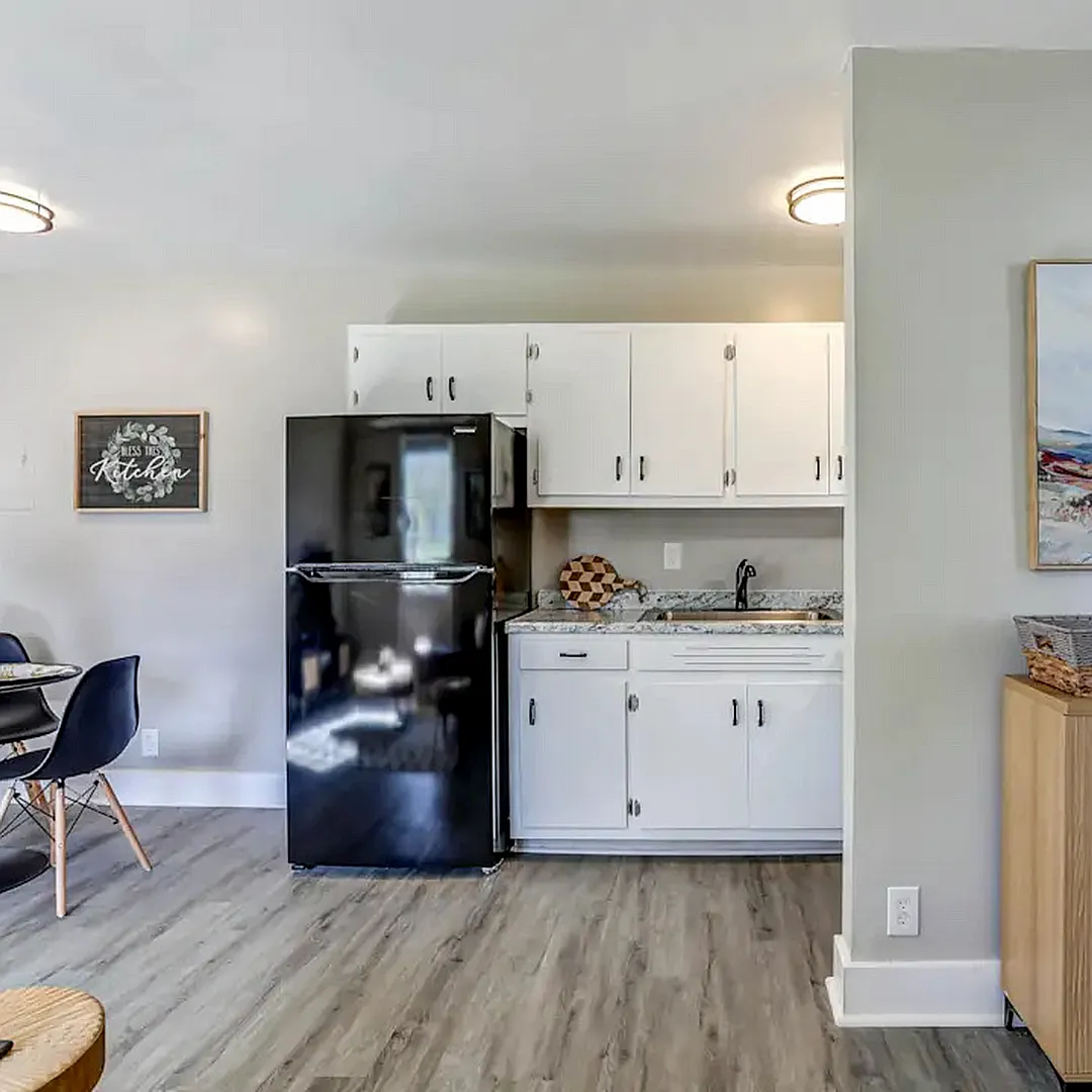 The Lily Grace Apartments — Photo 3