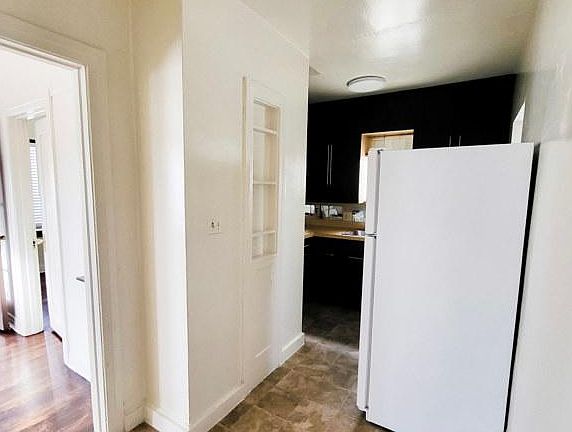 4th image of 1805 Mission Ave
