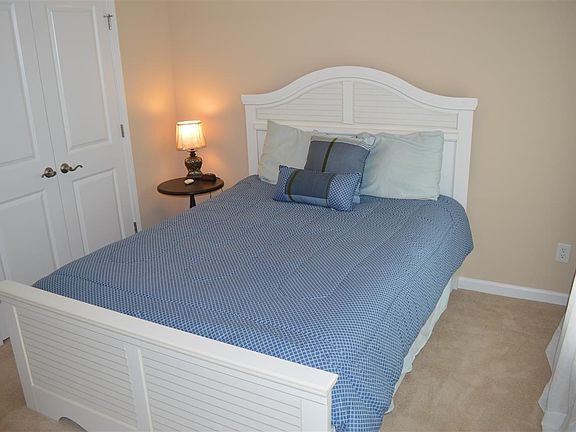 4th image of 3952 Briar Vista Dr
