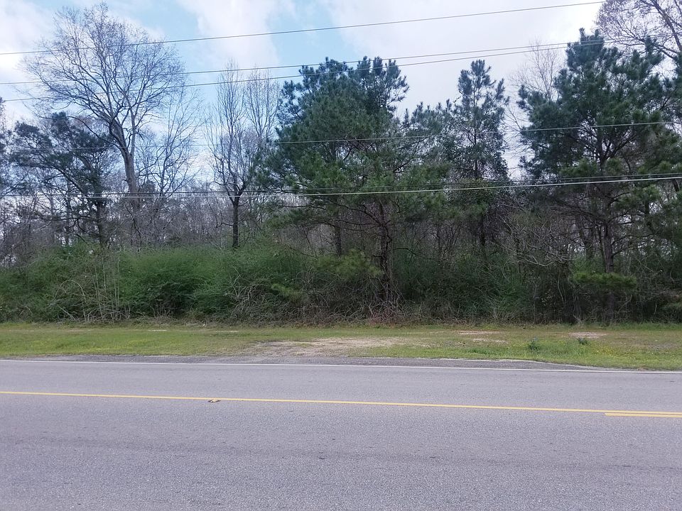 2nd image of 701 Satchel Rd