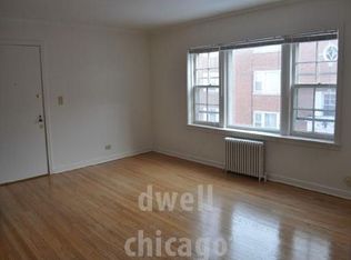 626 Hull Ter APT 2N, Evanston, IL 60202