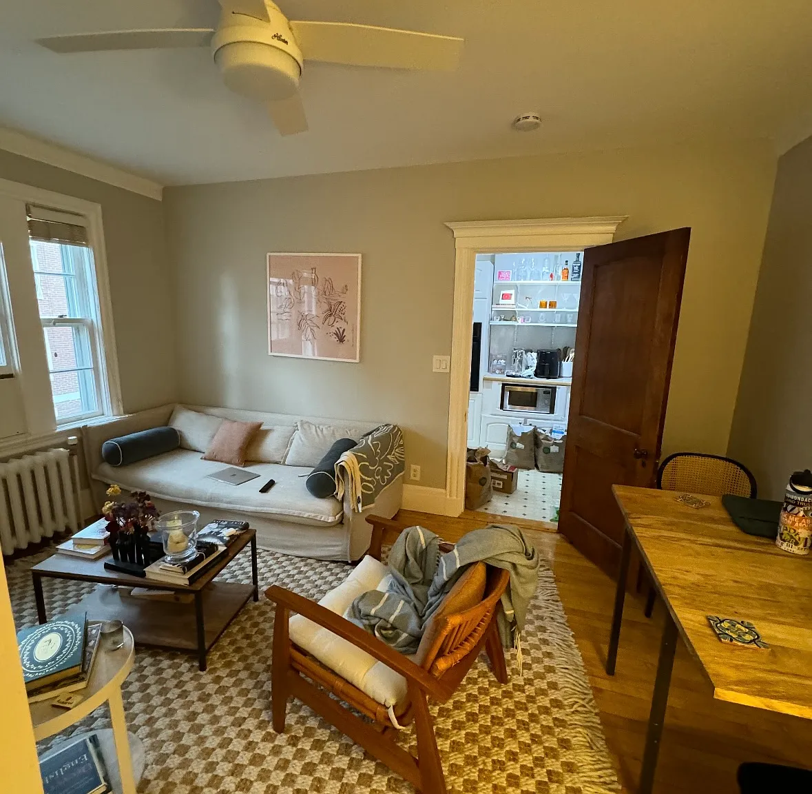 1 bed, 520 sqft, $2,725 — Photo 1