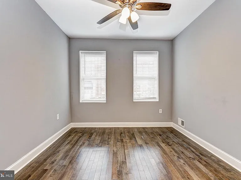 822 S Highland Ave — Photo 17