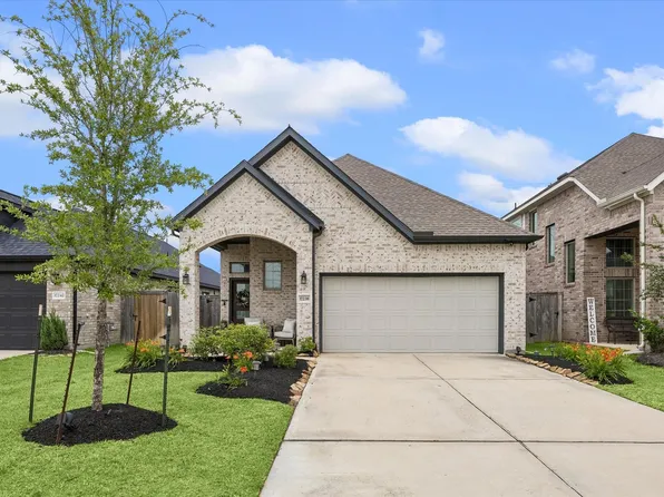 17238 Broadleaf Oak Dr, Hockley, TX 77447