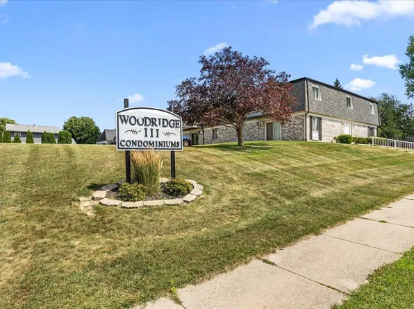 1700 Creek ROAD #104, West Bend, WI 53090