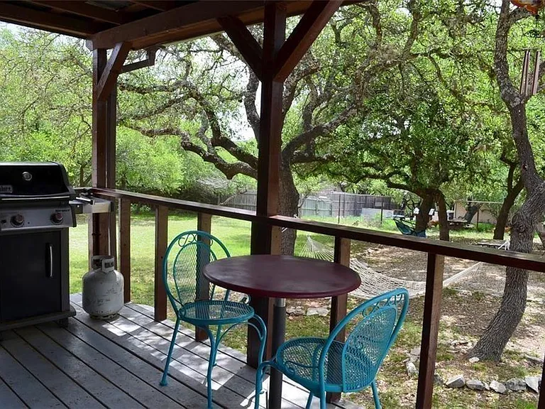 696 Hill Country Trl — Photo 7