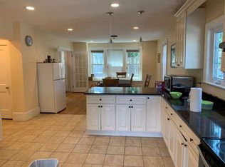 25 Adams St #1, Brookline, MA 02446