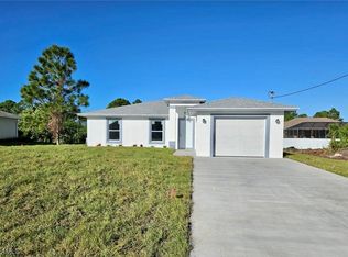 312 Palisades Ave, Lehigh Acres, FL 33974