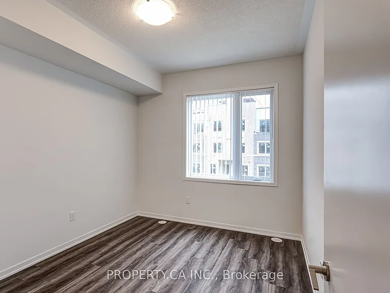 80 Honeycrisp Cres #Townhouse 377 — Photo 14