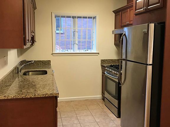 3rd image of 6100 172nd St #2
