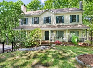 32 Saint Bernards Rd, Wharton, NJ 07885