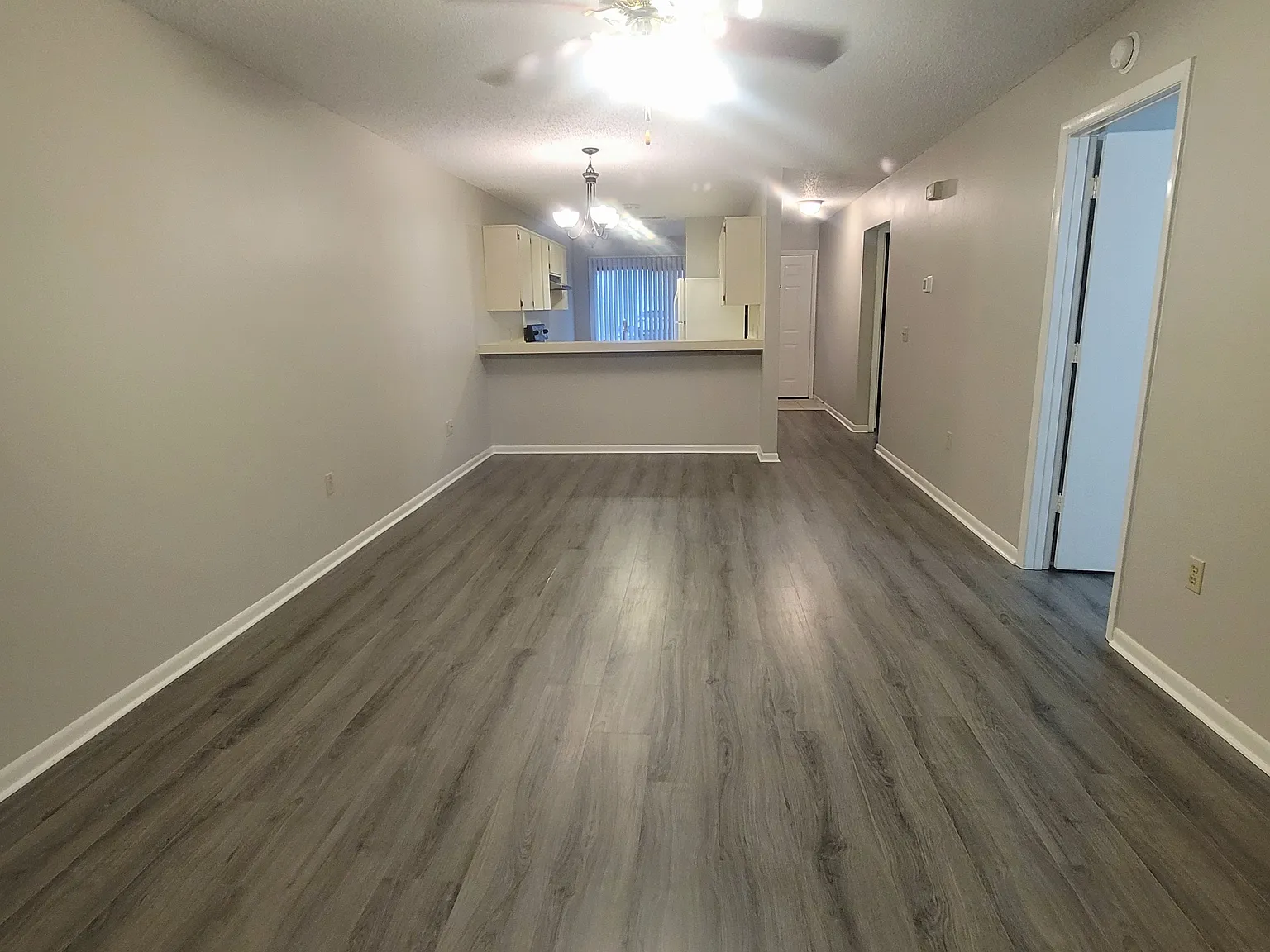 410 Landing Blvd. — Photo 4
