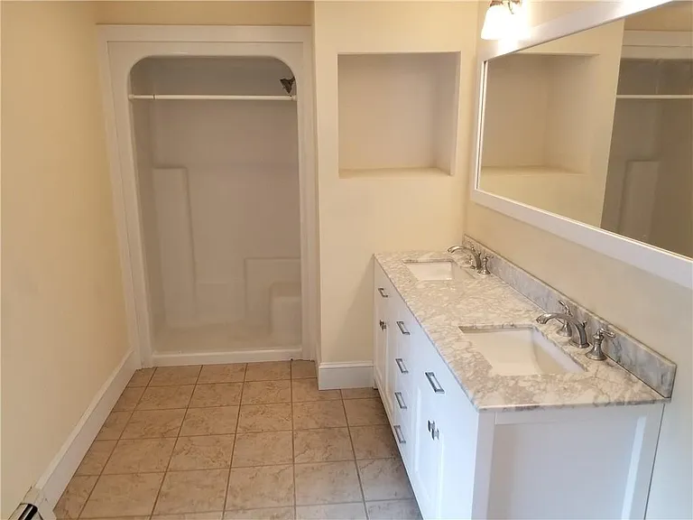 16 Clearview Ave #D — Photo 12