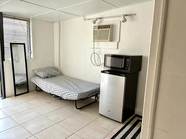 7AB-4 Queen St #CH — Photo 6