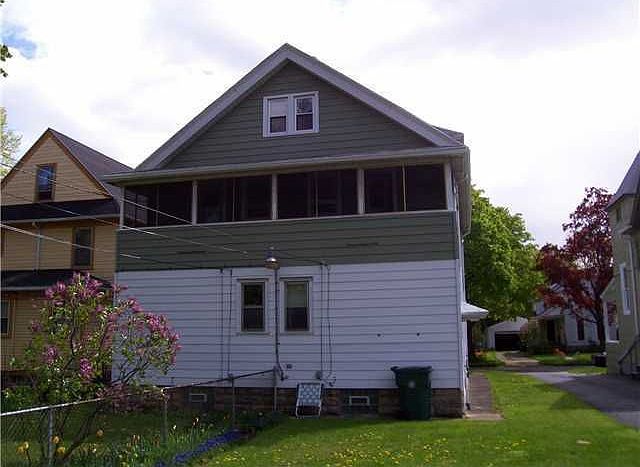 2nd image of 64 Gold St