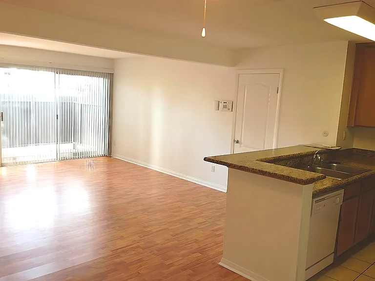 3454 Castle Glen Dr — Photo 11