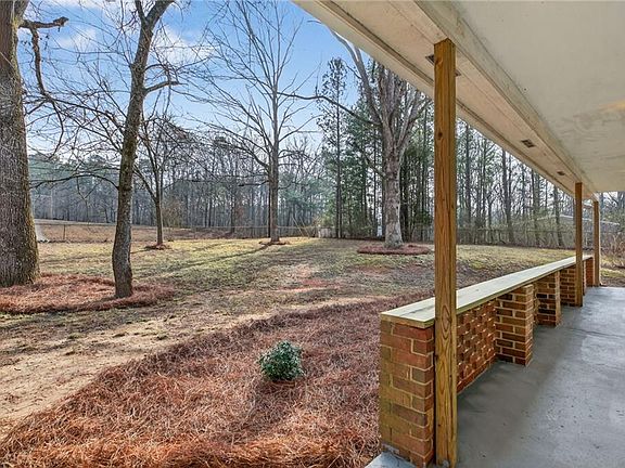 4th image of 256 Astin Creek Rd