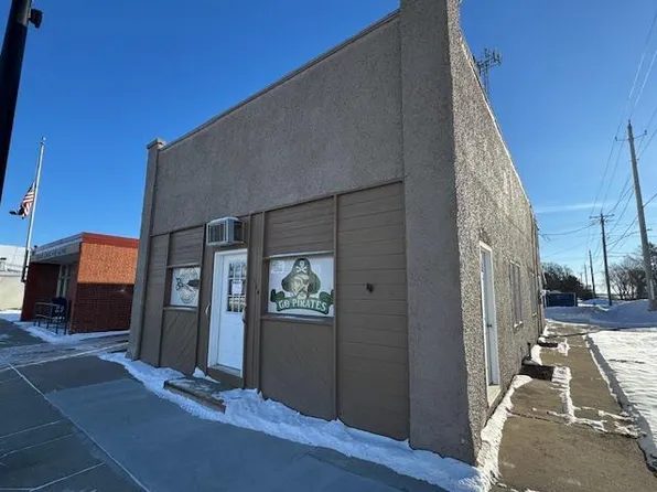 124 S Farwell St, Verndale, MN 56481