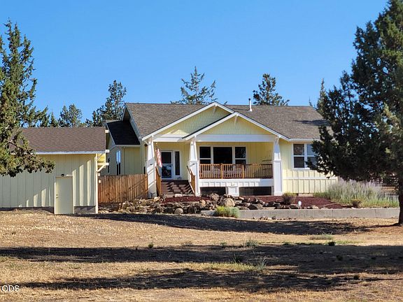 3rd image of 8906 SW Shad Rd