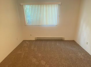 1016 W 8th Pl #8, The Dalles, OR 97058
