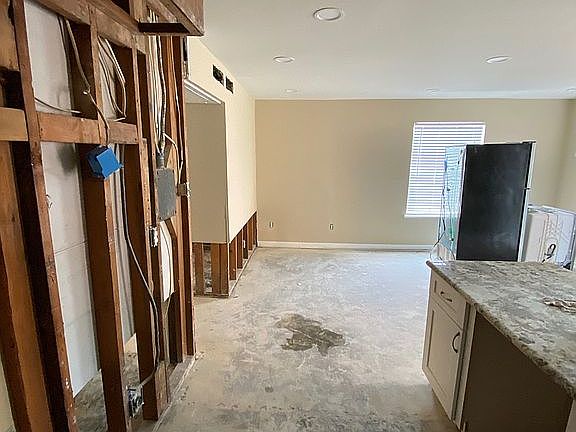 5th image of 3110 Edenborn Ave APT 304
