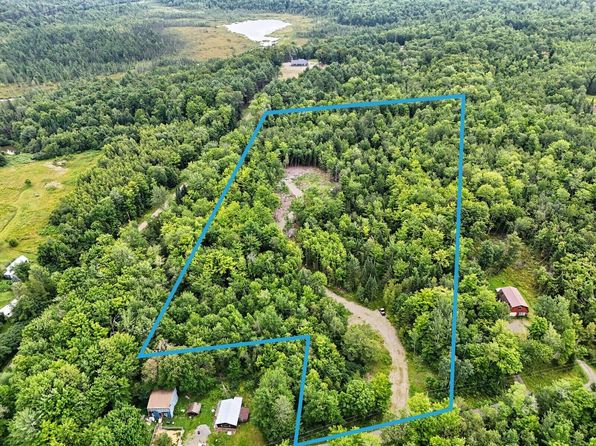 34 Wing Lane, Cornville, ME 04976