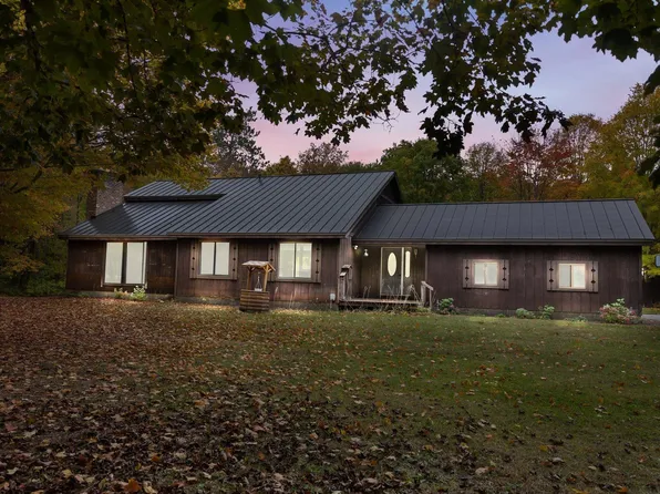 7465 N Maple Ave, Mancelona, MI 49659