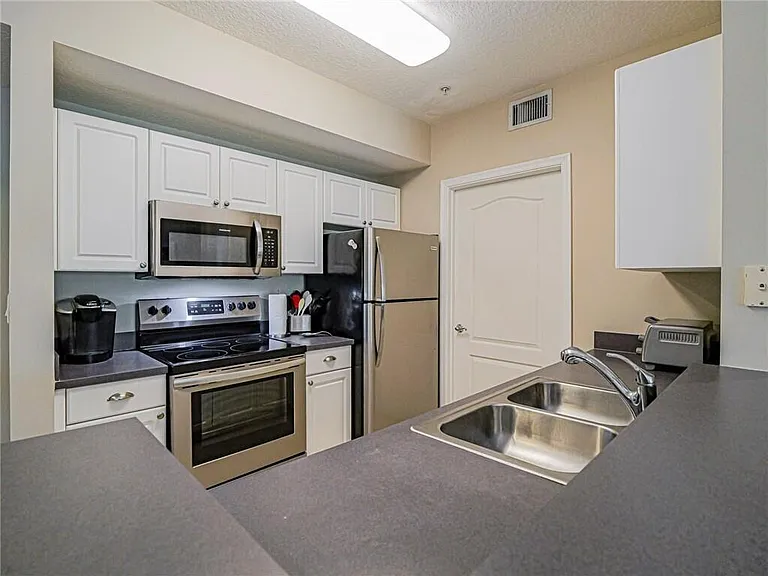 5095 Fairways Cir #I303 — Photo 16