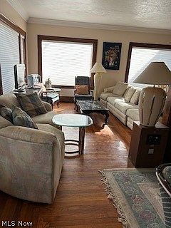 5th image of 1444 E Erie Ave