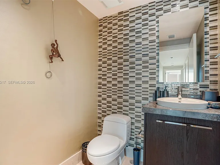 17121 Collins Ave #3304 — Photo 19