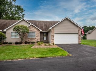 3014 Kaitlin Ct, Hermitage, PA 16148