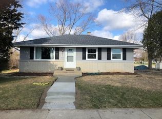 6601 S 20th St, Oak Creek, WI 53154