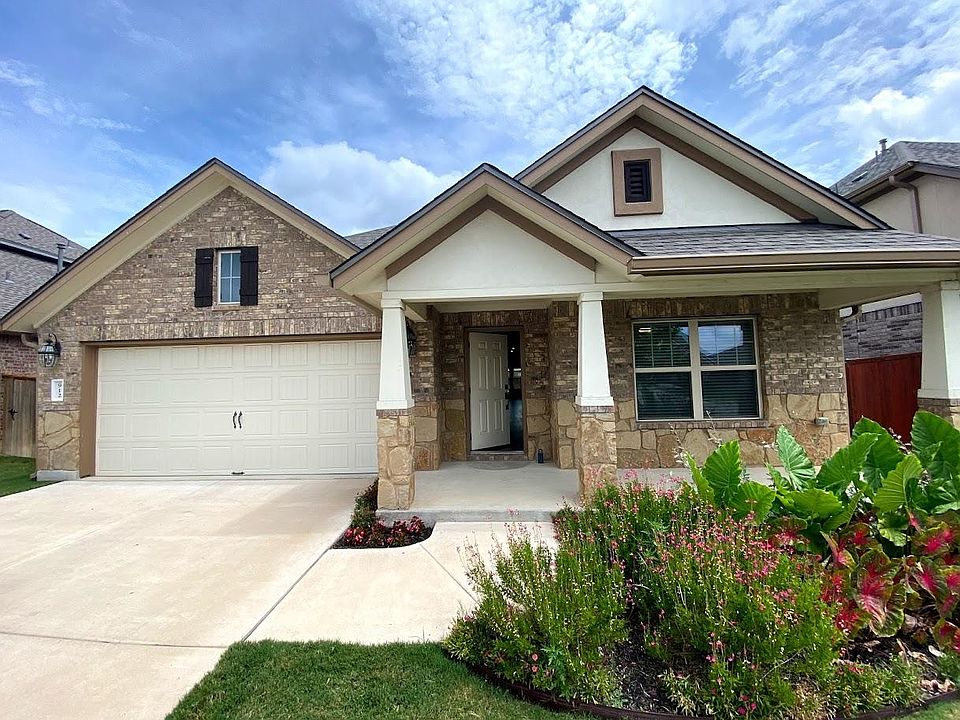 1st image of 912 Zacarias Dr