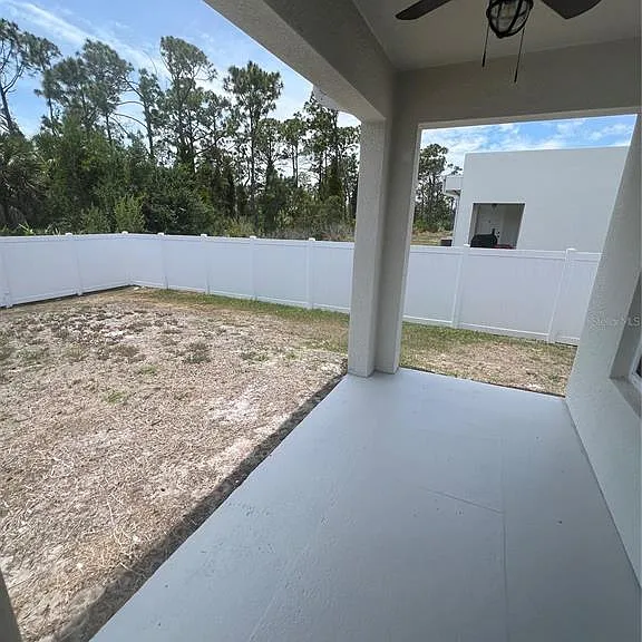 12073 Henley Ave — Photo 32