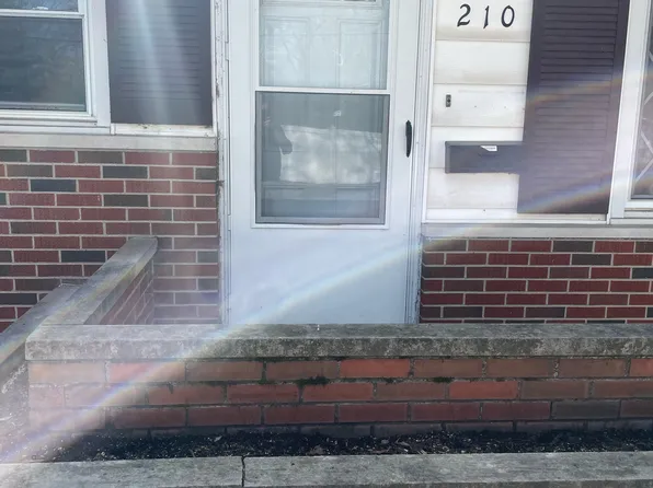 210 Lincoln St, Edwardsville, IL 62025