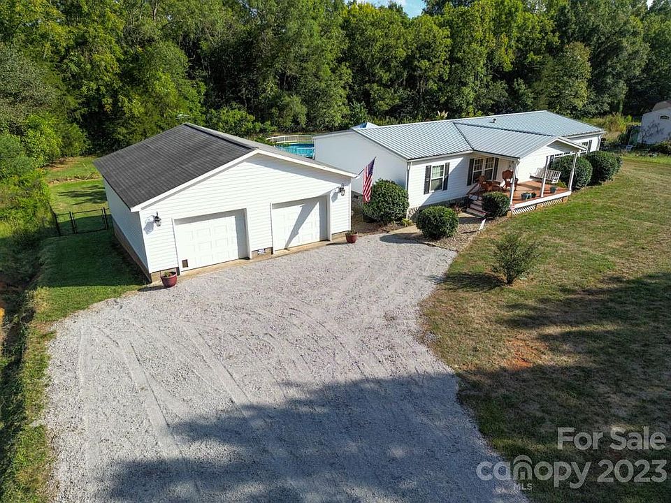 1st image of 1527 Highland Bluff Ct