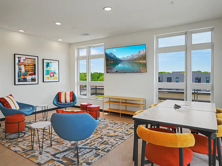 Vicino Apartments — Photo 11