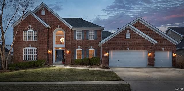 1st image of 12 Jacqueline Knoll Ct