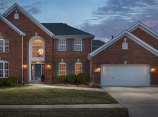 12 Jacqueline Knoll Ct, Saint Louis, MO 63129