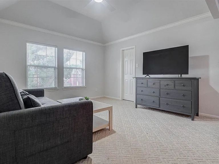 1606 Barrington Hills Ln — Photo 44